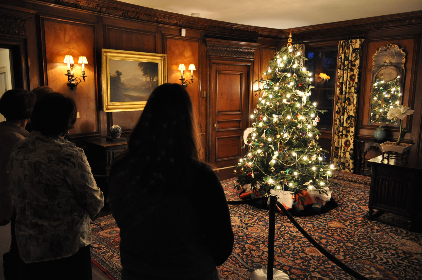 Candlelight tour